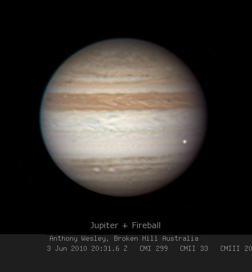 Amateur Astronomers Sport Giant Fireball on Jupiter Amateur Astronomers Sport Giant Fireball on Jupiter