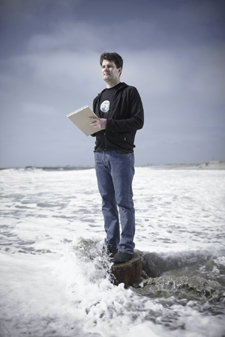 Steve Haddock from JellyWatch will be joining the Science for Citizens exhibit at the USA Science and Engineering Festival. (Photo: John Lee Pictures) Steve Haddock from JellyWatch will be joining the Science for Citizens exhibit at the USA Science and Engineering Festival. (Photo: John Lee Pictures)