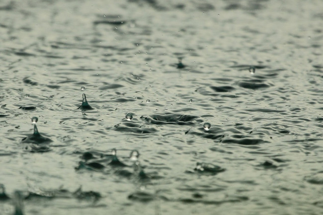 can rainwater like these falling drops be drinking water